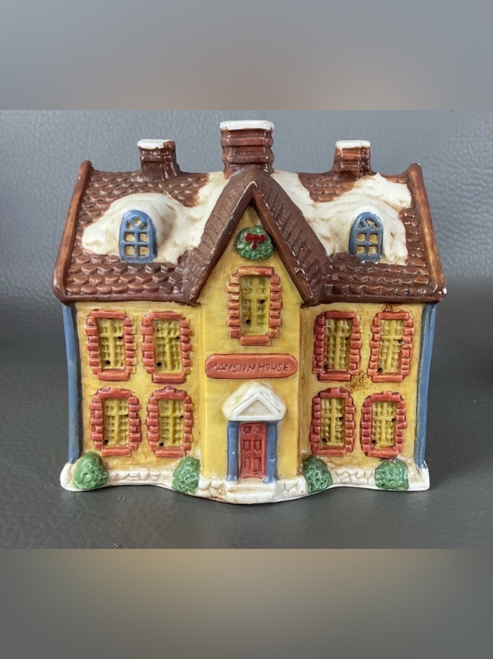 1991 National Rennoc Mansion House Porcelain Christmas Village Building